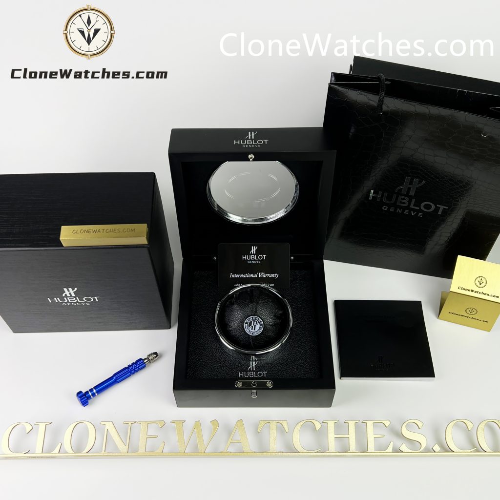 Hublot porthole presentation box