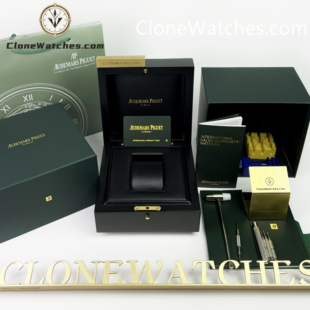 Audemars Piguet signature green lacquered presentation box