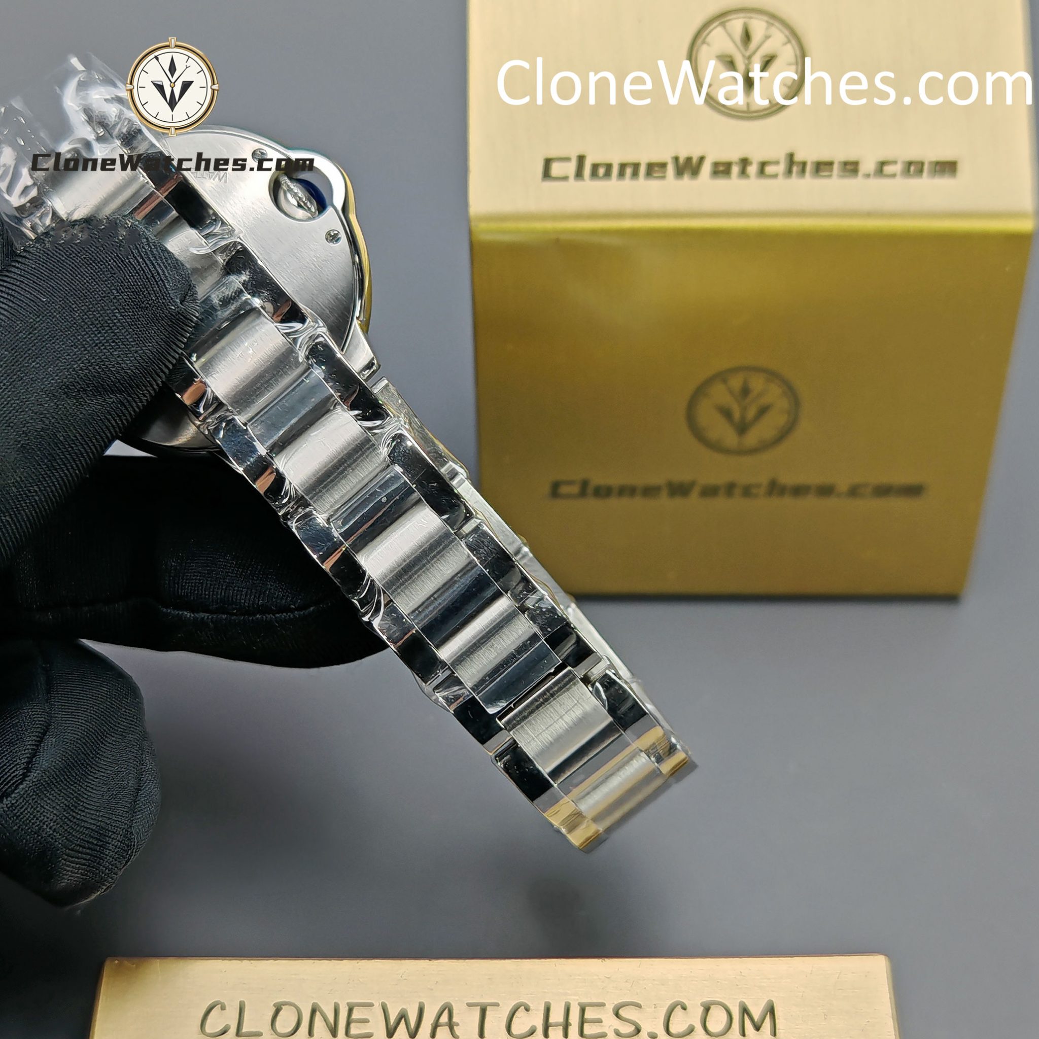 Cartier Super Clone Watches 1:1 Ballon Bleu de WSBB0062 Blue Dial Roman Scale 33mm - Image 8