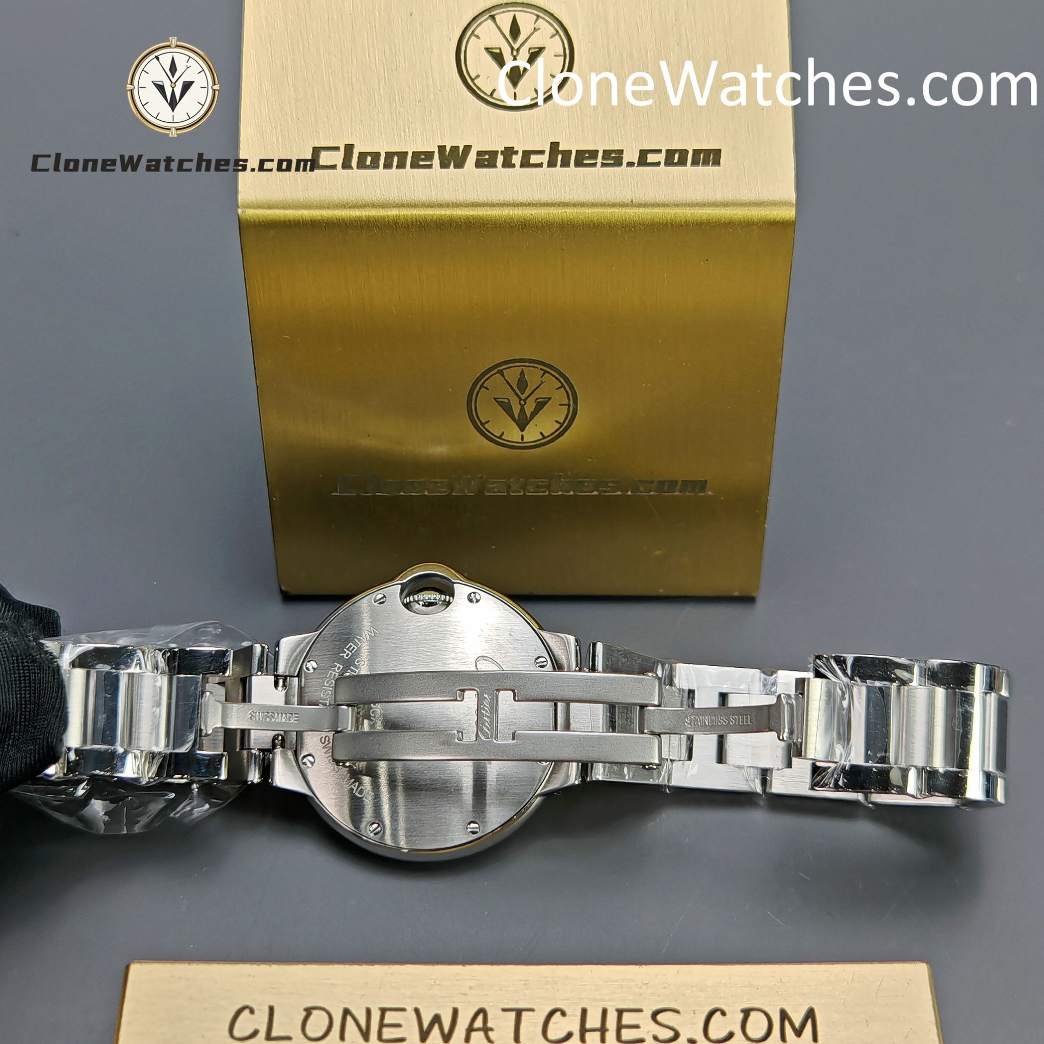 Cartier Super Clone Watches 1:1 Ballon Bleu de WSBB0062 Blue Dial Roman Scale 33mm - Image 9