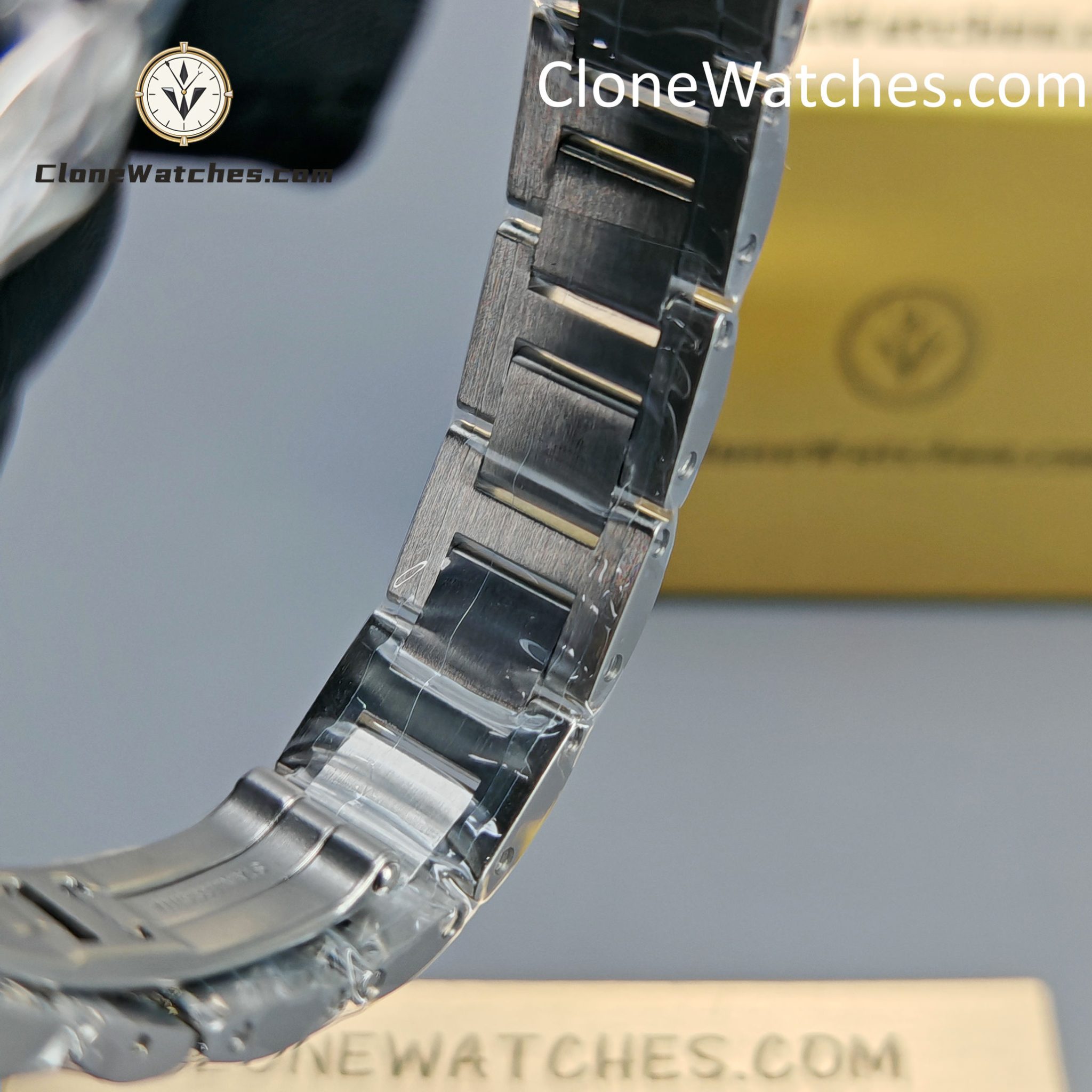 Cartier Super Clone Watches 1:1 Ballon Bleu de WSBB0062 Blue Dial Roman Scale 33mm - Image 11