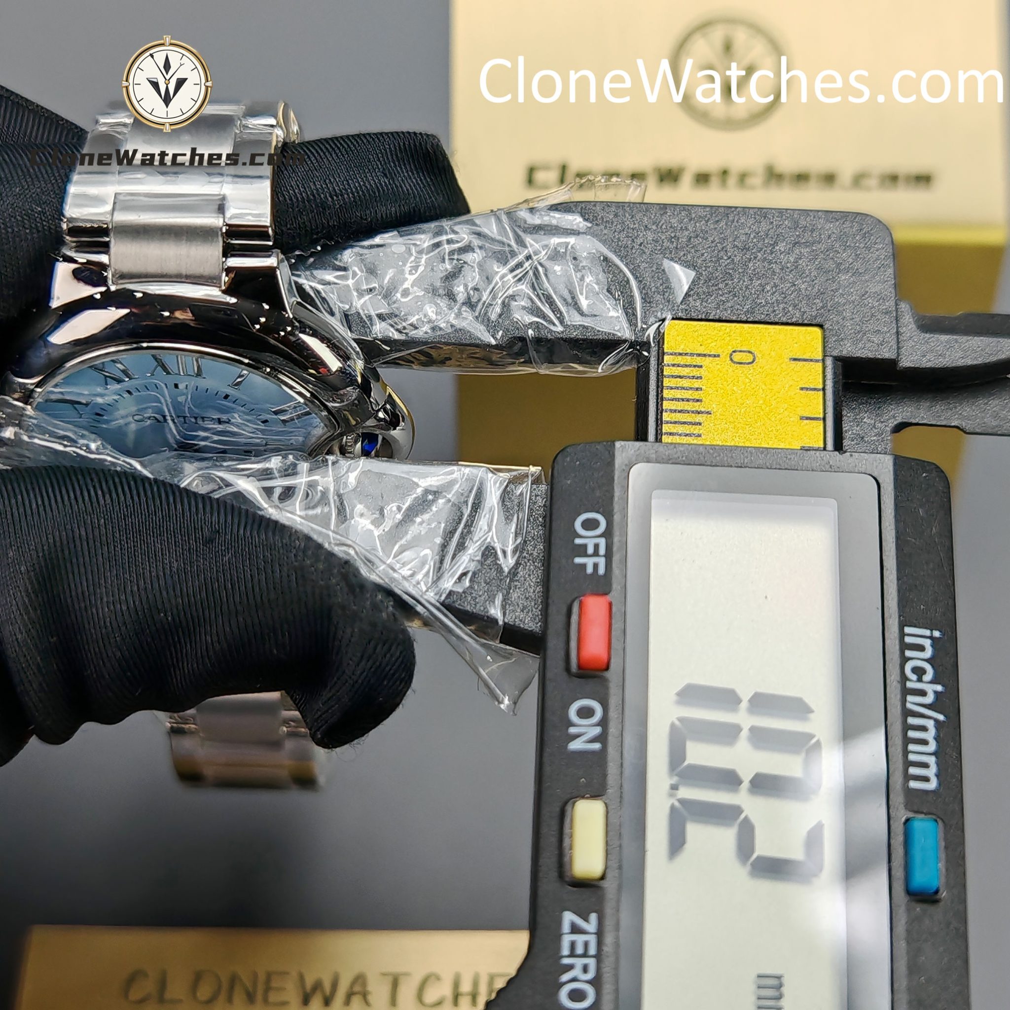 Cartier Super Clone Watches 1:1 Ballon Bleu de WSBB0062 Blue Dial Roman Scale 33mm - Image 13