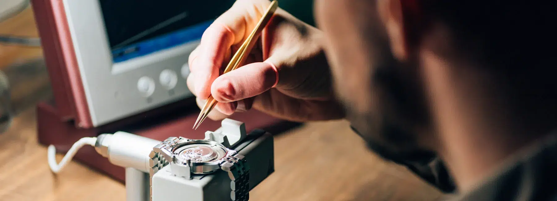 Super Clone Watch Timegrapher QC Test — NewCloneWatches quality control process before shipment