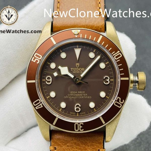 Super Clone Watches 1:1 Black Bay Bronze M79250BM-0005