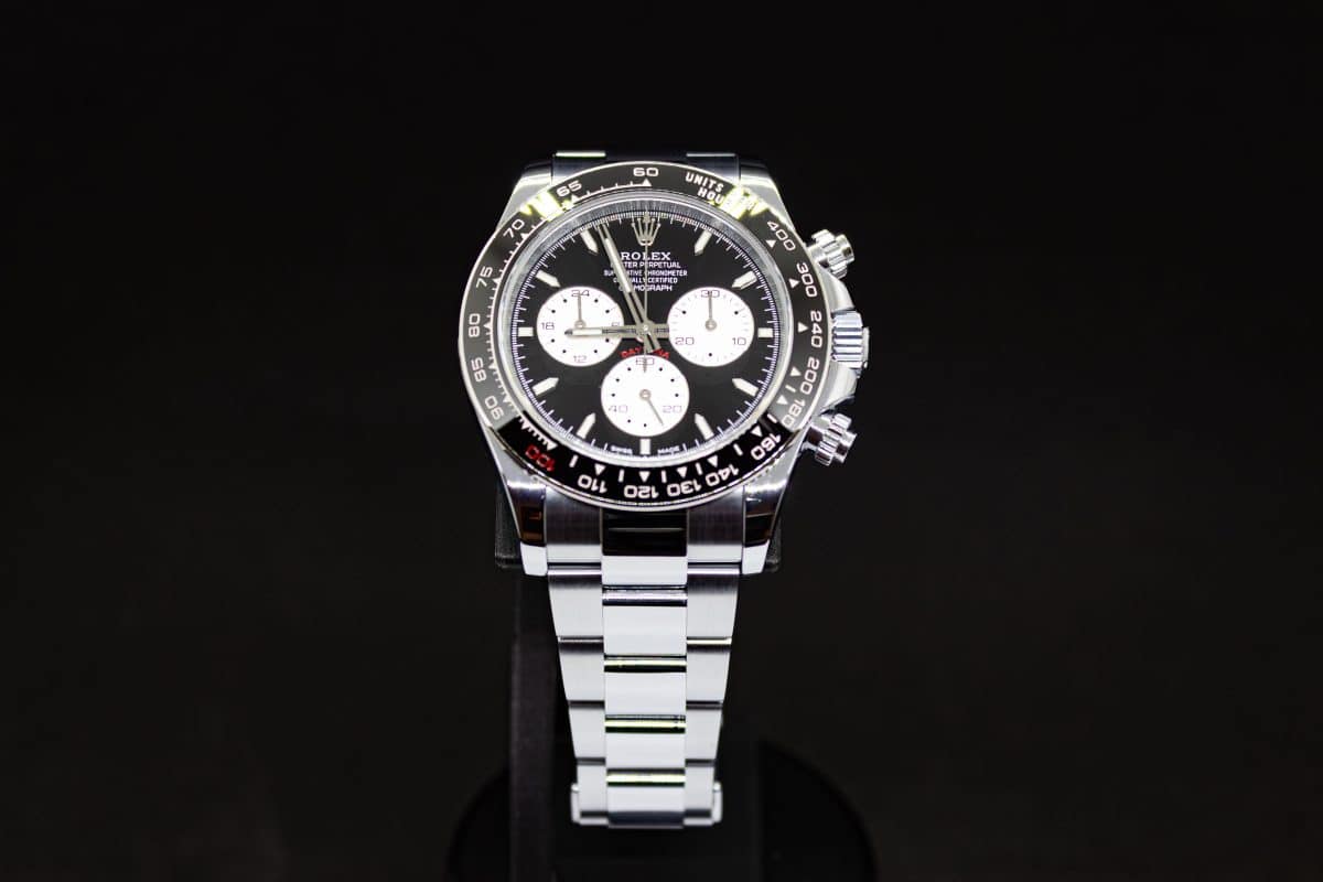 QF Daytona Le Mans 126529LN super clone lifestyle wrist shot