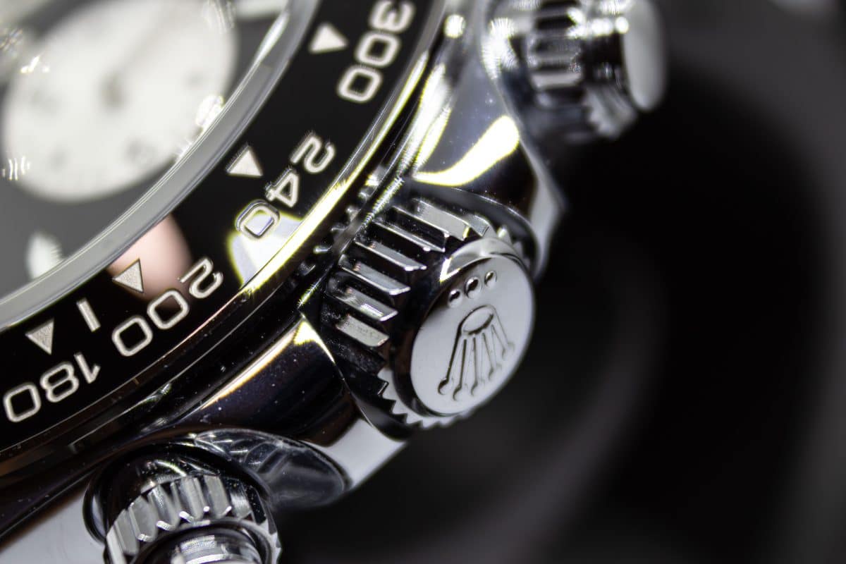 QF Daytona Le Mans super clone Triplock screw-down crown with three-dot coronet markings