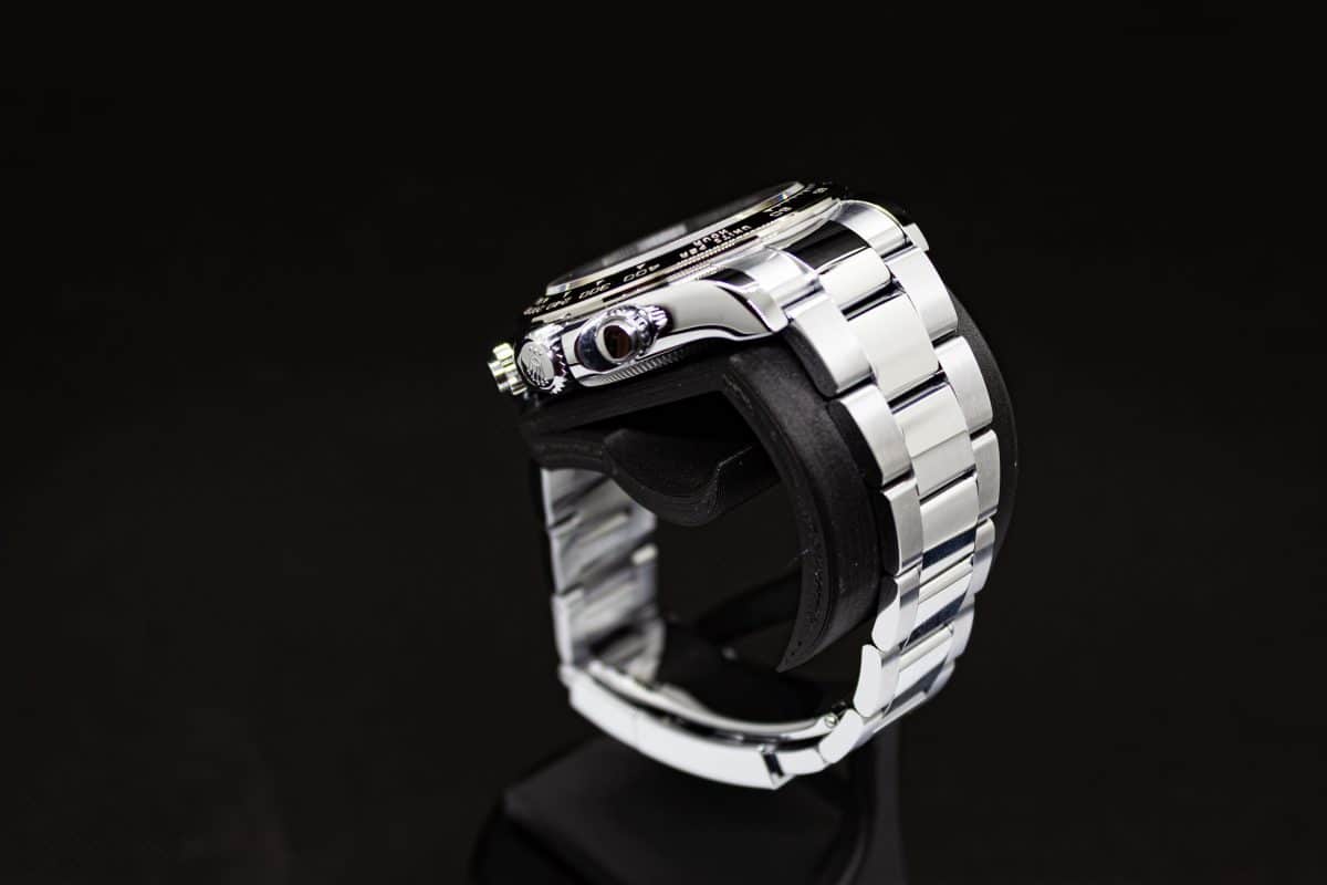 QF Daytona Le Mans super clone crown detail and case side profile