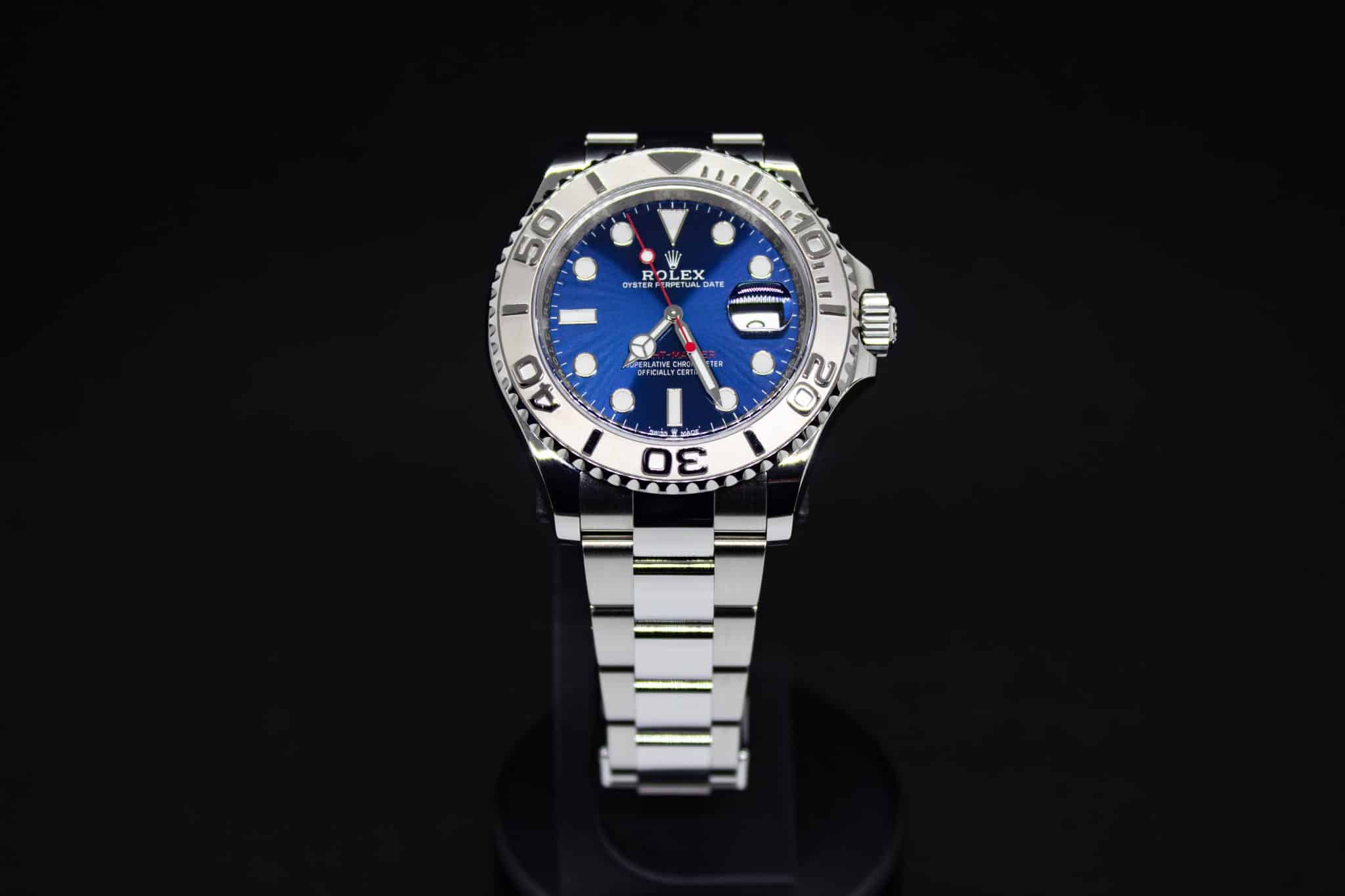 VSF-Rolex-Yacht-Master-40-126622-blue-sunburst-dial-super-clone-wrist-shot